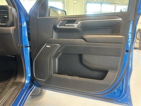 Used 2022 Chevrolet Silverado 1500 LTZ w/ Z71 Off-Road Package image 25