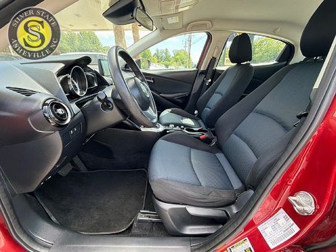 Used 2016 Scion iA FWD image 11
