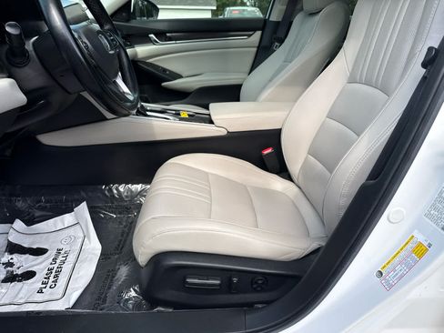 Used 2021 Honda Accord EX-L image 11
