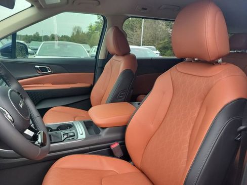 New 2026 Kia Carnival EX image 14