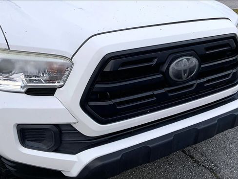 Used 2019 Toyota Tacoma SR AWD/4WD image 28