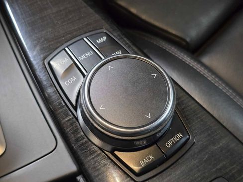 Used 2018 BMW 430i Convertible image 29