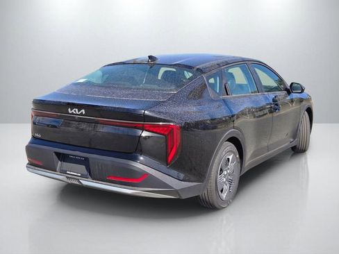 New 2026 Kia K4 LX image 6