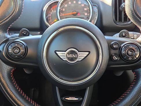Used 2018 MINI Cooper Countryman S w/ Technology Package image 16