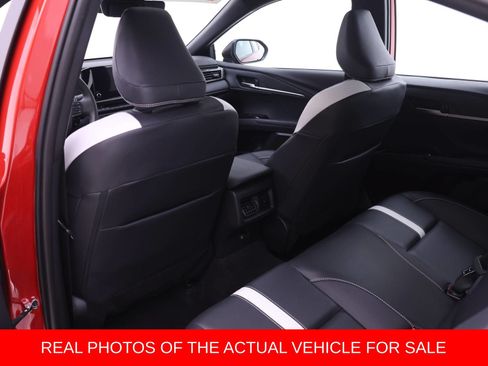 Used 2025 Toyota Camry SE w/ Convenience Package AWD/4WD image 10