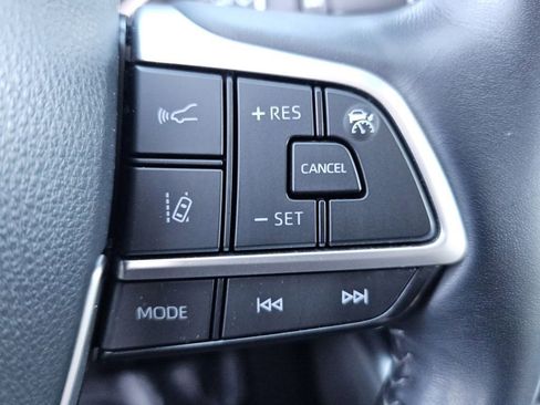 Used 2022 Toyota Highlander Platinum image 19