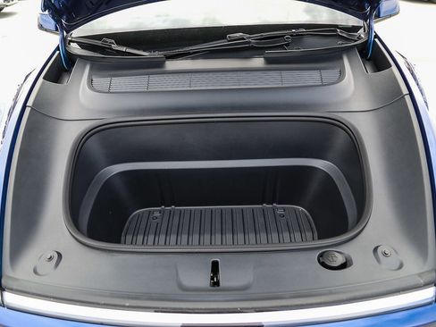 Used 2026 Tesla Model Y Long Range image 26