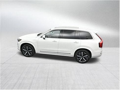 New 2026 Volvo XC90 T8 Core AWD/4WD image 10