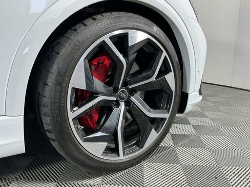 Used 2024 Audi RS Q8 AWD/4WD image 9
