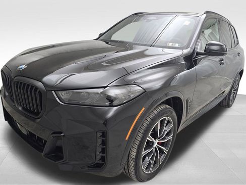 Certified 2025 BMW X5 xDrive40i w/ M Sport Package image 5