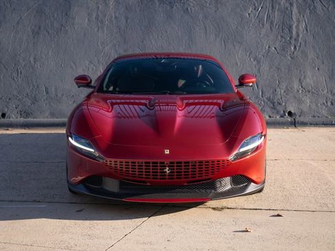 Used 2024 Ferrari Roma image 5