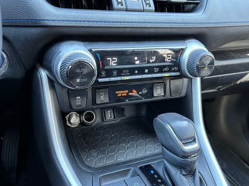 Used 2022 Toyota RAV4 XSE image 10