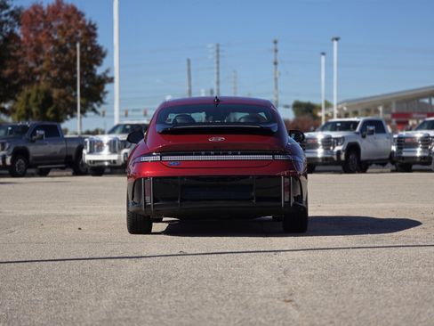 Used 2025 Hyundai Ioniq 6 Limited image 6