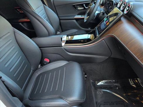 Certified 2025 Mercedes-Benz GLC 350e 4MATIC image 21