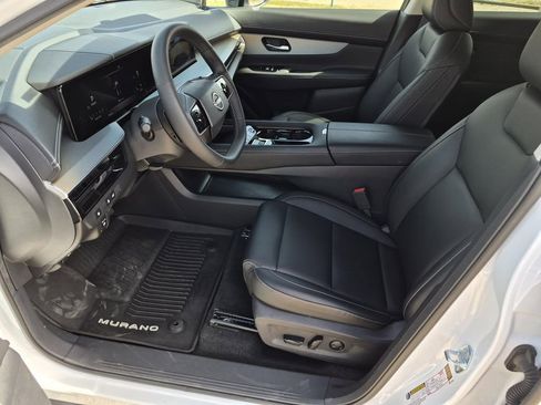 Used 2025 Nissan Murano SL image 13