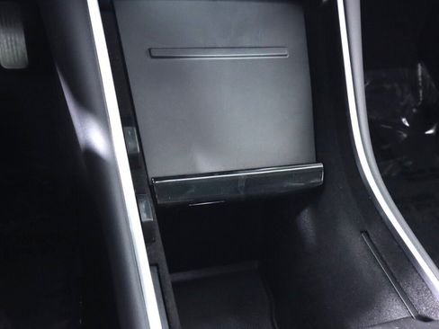 Used 2020 Tesla Model 3 Standard Range Plus RWD image 26