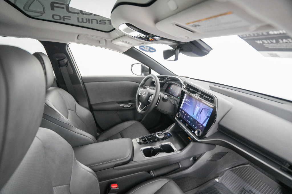 Certified 2024 Lexus RZ 300e Premium w/ Accessory Package (A2) FWD image 20