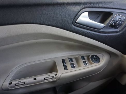 Used 2013 Ford Escape SEL FWD image 31