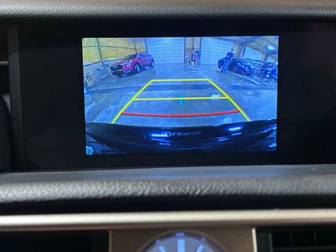 Used 2016 Lexus IS 300 AWD image 35