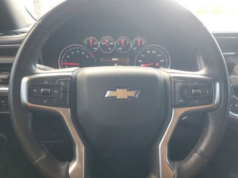 Used 2022 Chevrolet Suburban LS image 21