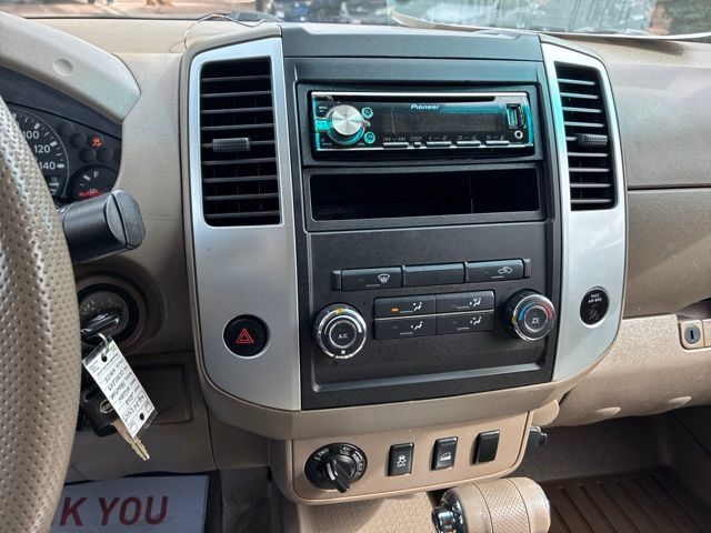 Used 2012 Nissan Frontier SV AWD/4WD image 37