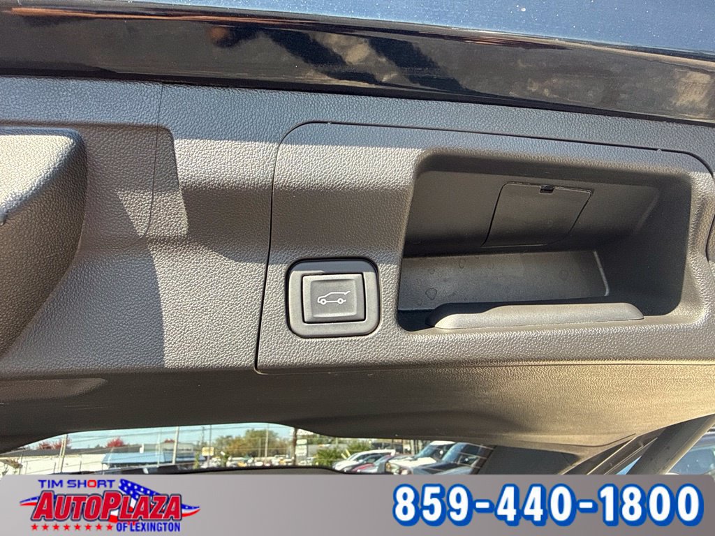Used 2023 GMC Acadia SLT w/ Elevation Edition AWD/4WD image 27