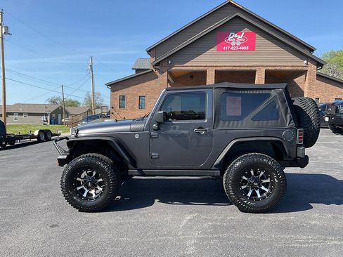 Used 2016 Jeep Wrangler Sport w/ Quick Order Package 24S image 2