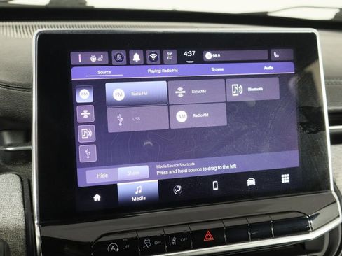 Used 2022 Jeep Compass Latitude image 30