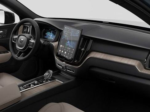 New 2026 Volvo XC60 B5 Plus w/ Protection Package Premier image 7
