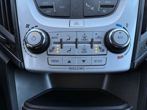 Used 2016 Chevrolet Equinox LT w/ Convenience Package image 31