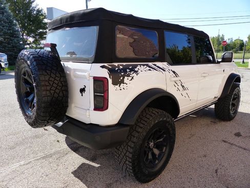 Used 2025 Ford Bronco Outer Banks AWD/4WD image 11