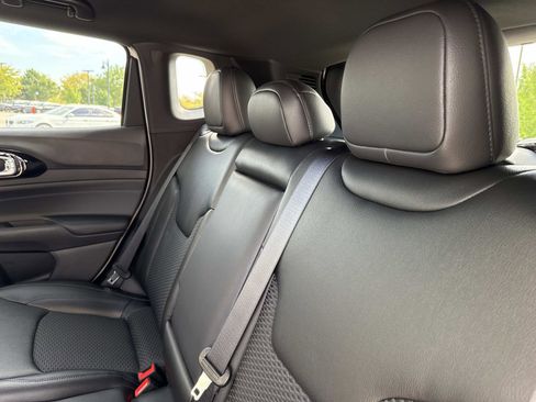 New 2026 Jeep Compass Latitude image 13