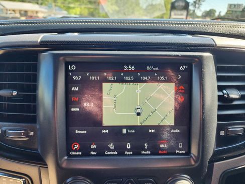 Used 2018 RAM 1500 Rebel w/ Luxury Group image 17