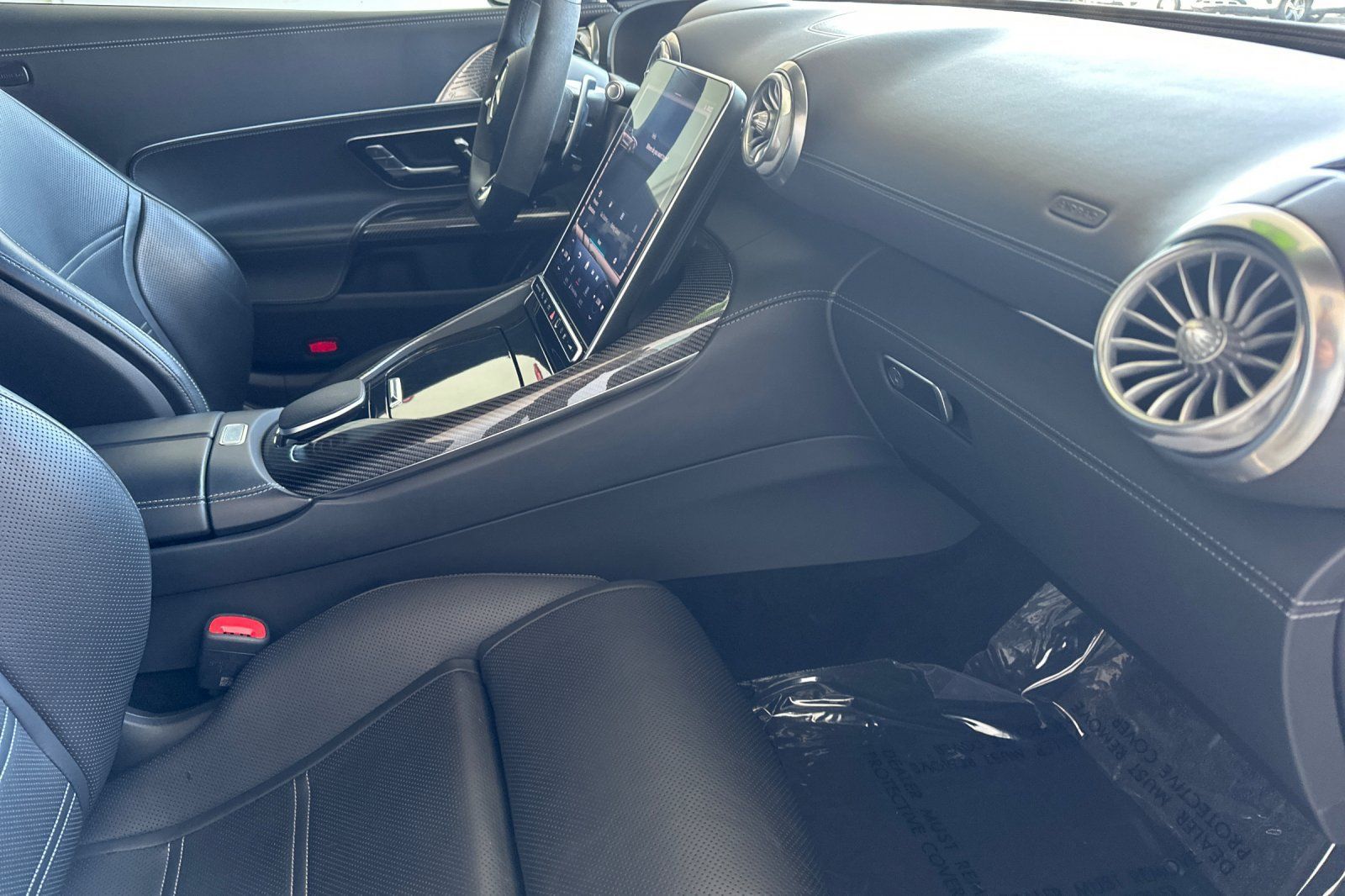Certified 2022 Mercedes-Benz SL 63 AMG 4MATIC image 18