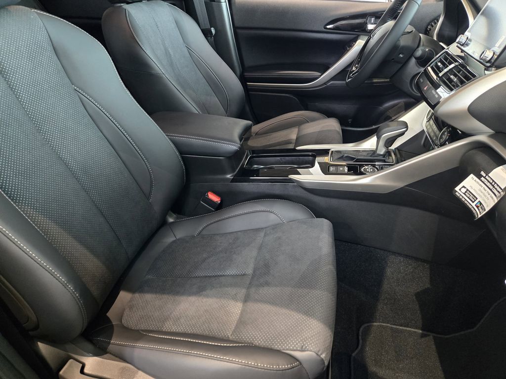 Used 2026 Mitsubishi Eclipse Cross SE AWD/4WD image 11