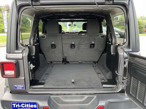 Used 2020 Jeep Wrangler Unlimited Rubicon AWD/4WD image 19