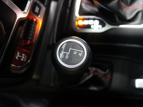 Used 2019 Jeep Wrangler Unlimited Rubicon image 39