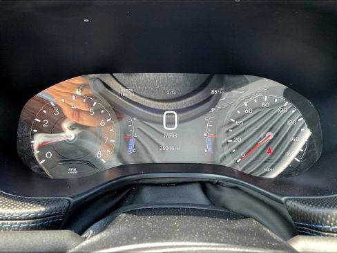 Used 2025 Jeep Compass Latitude w/ Convenience Group AWD/4WD image 13