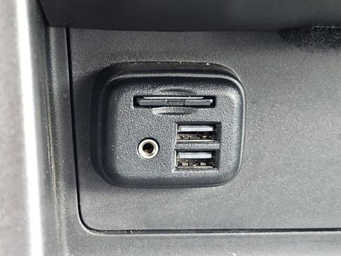 Used 2022 Chevrolet Colorado ZR2 AWD/4WD image 16