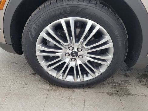 Used 2018 Lincoln MKX Reserve w/ Driver Assistance Package image 31