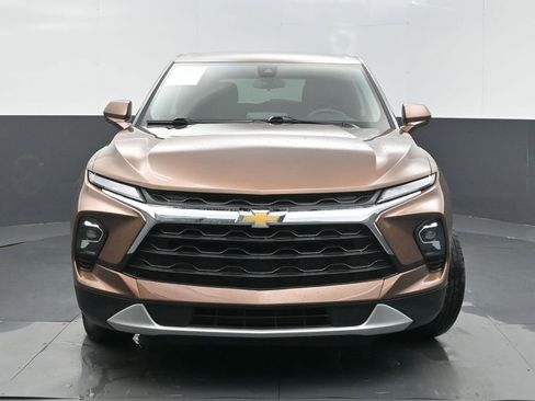 Used 2023 Chevrolet Blazer LT w/ Driver Confidence Package AWD/4WD image 2