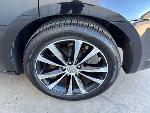 Used 2014 Chrysler 200 Touring w/ 200 S Group image 10
