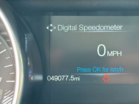 Used 2019 Ford Mustang GT Premium RWD image 11