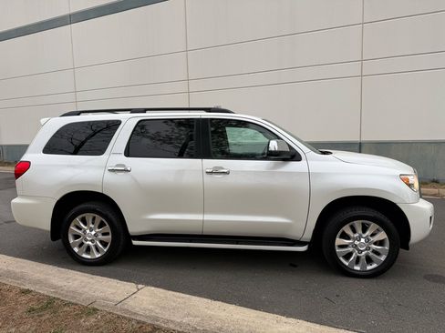 Used 2012 Toyota Sequoia Platinum image 8