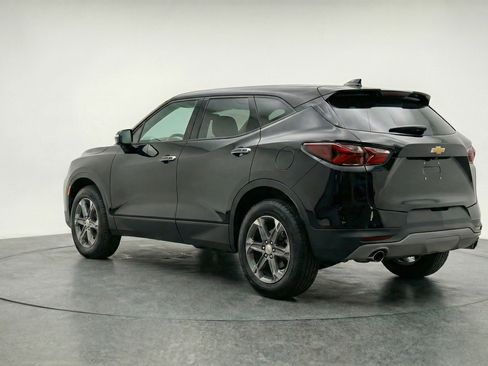 Used 2025 Chevrolet Blazer LT FWD image 6