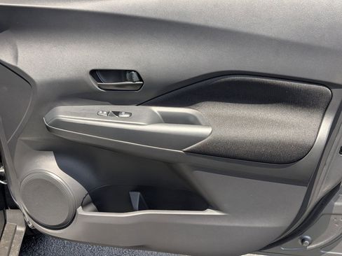 New 2025 Nissan Kicks Play S FWD image 30