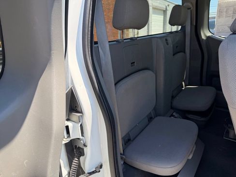 Used 2019 Nissan Frontier S RWD image 18