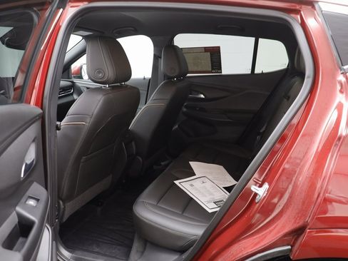 Used 2025 Buick Envista Avenir image 13