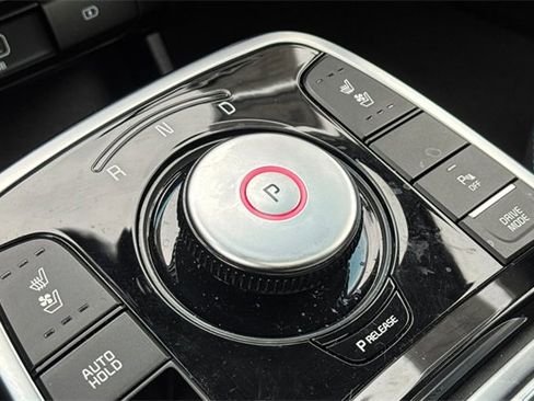 Used 2022 Kia Niro EX Premium image 31