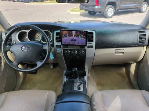 Used 2004 Toyota 4Runner SR5 AWD/4WD image 14